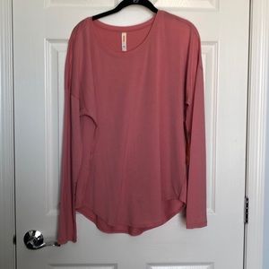 NWT Lucy athletic top